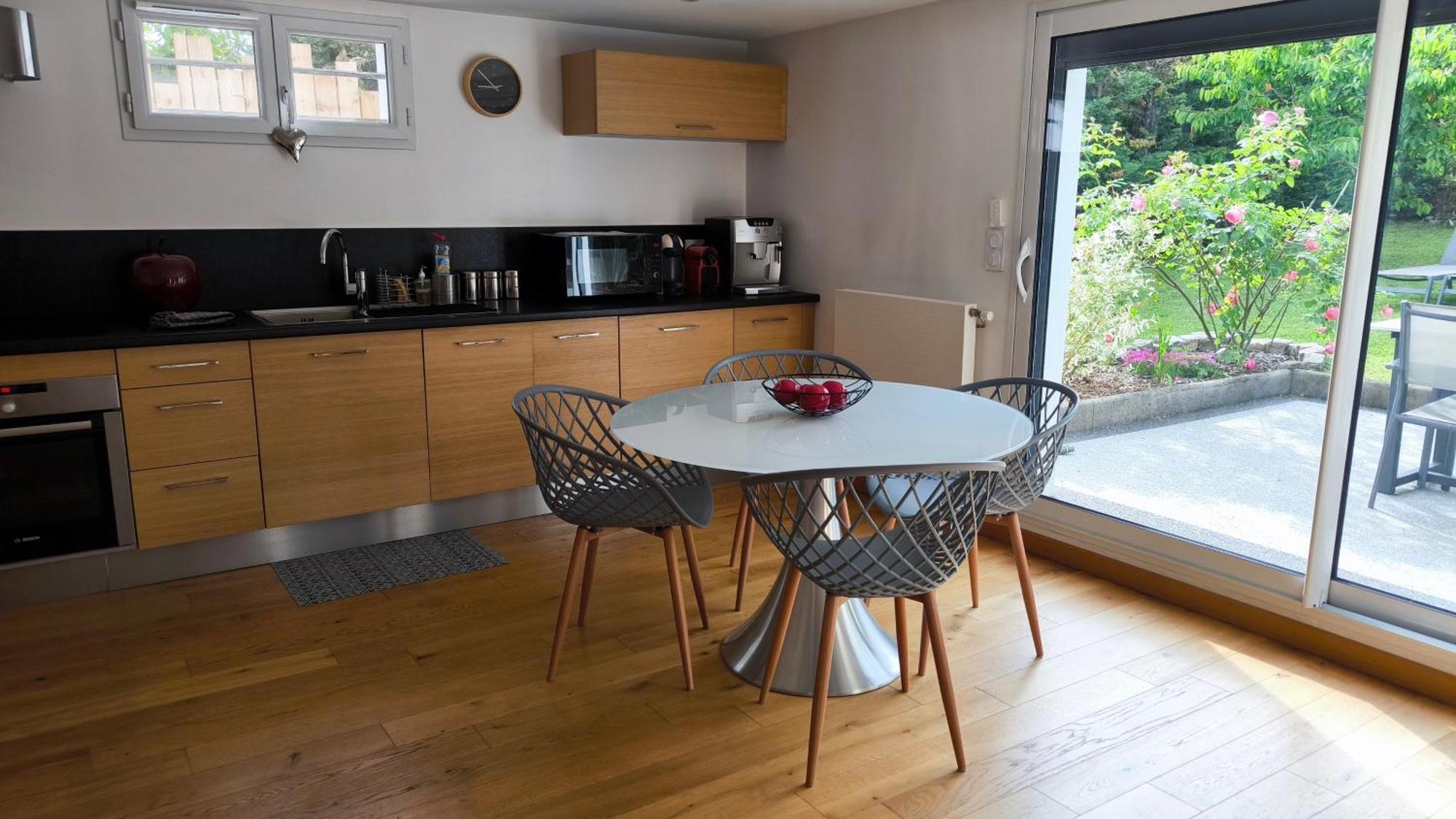 Saint Ismier Tres Bel Appartement Avec Vue Sur Les Montagnes מראה חיצוני תמונה